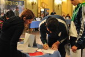 1.500 de lei pentru tinerii din Caraş-Severin care se angajează în două luni de la absolvire