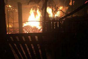 Tragedie in Baltesti! O femeie a ars de vie in propria casa cuprinsa de incendiu