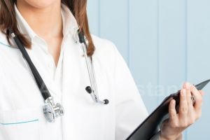 Un medic psihiatru din Constanta a fost achitat. Procurorii nu accepta. Apelul dosarului, amanat 