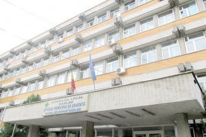 Îmbulzeală pe locurile de muncă vacante de la Spitalul Bârlad