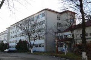 Mort cu pampers pe cap la Huedin. Familia e şocată de ce a găsit la morga spitalului