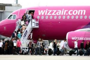 Wizz Air a pierdut toate bagajele zborului Londra - Cluj-Napoca / UPDATE: Wizz Air îşi cere scuze