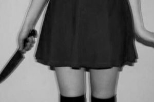 FEMEIA CUȚITAR care a ȘOCAT autorităţile. A ÎNJUNGHIAT trei BĂRBAȚI