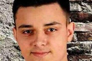 David George, tânărul de 18 ani din Vinerea, grav bolnav, a plecat la operaţie în Italia. Asociaţia “Ține de Tine!” a reuşit să strângă suma necesară:  Îţi multumim că ne-ai ajutat să salvăm viaţa unui copil
