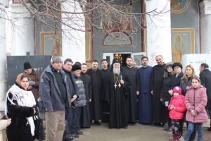 Slujire arhierească în Parohia Cârna, judeţul Dolj