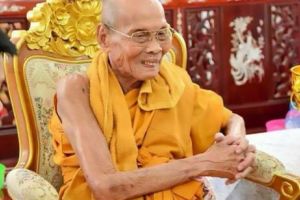 Imagini INCREDIBILE! Cum a fost găsit un călugăr budist,  la două luni de la MOARTE! A ULUIT o lume întreagă 