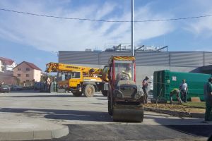 Pasarelă pietonală la Kaufland şi pistă de biciclete pe lângă DN1 la Șelimbăr