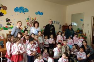 „Hai să dăm mână cu mână!”