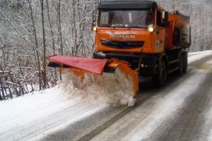 Firmele de deszăpezire din Harghita riscă să nu fie plătite din cauză unor lucrări de mântuială