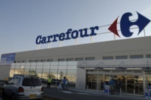 Anunţul făcut de Carrefour. Mii de oameni vor rămâne fără loc de muncă