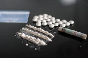 O minoră din Ploiesti a ajuns la Spitalul Judeţean după ce a consumat droguri