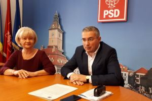 PSD: Beculeţe tricolore pe Tâmpa, pentru marcarea Centenarului Unirii