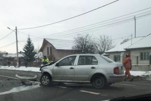Accident cu trei răniţi la Nicolae Bălcescu