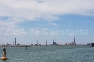 Constanta. Opt nave sunt avizate pentru sosire in porturile maritime romanesti. Cele mai multe sunt pentru descarcare