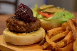 Cluj - Un restaurant se închide din cauza HAOSULUI FISCAL generat de guvernanţi