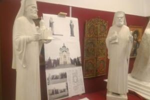 În Cluj se amplasează două statui ale unor preoţi, cu ocazia Centenarului marii Uniri