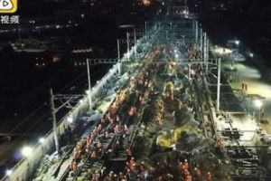 Chinezii au făcut o cale ferată în DOAR NOUĂ ORE. Interesant de aflat cât le-ar trebui ROMÂNILOR. Video în articol