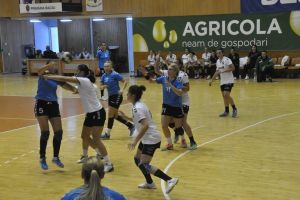 Handbal feminin/ Divizia A: Prima acasă