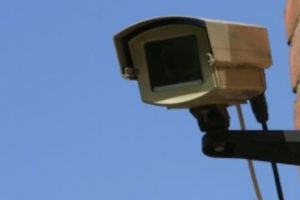 Aţi accepta să fiţi filmaţi tot timpul şi peste tot, pentru a preveni atacurile unor obsedaţi sexual