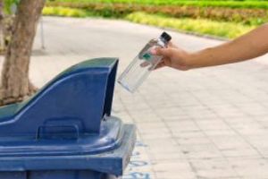 Romanii produc cele mai putine deseuri municipale pe cap de locuitor din UE