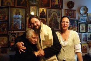 A murit Aspazia Oţel-Petrescu. Portretul unei MĂRTURISITOARE a TEMNIȚELOR comuniste: de la clasa lui Blaga, la PIVNIȚA plină cu ȘOBOLANI!