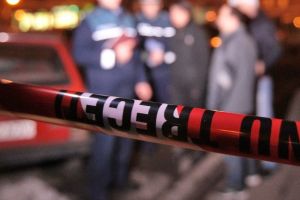 Crimă oribilă: Un militar şi-a ucis iubita într-un coafor, apoi s-a predat