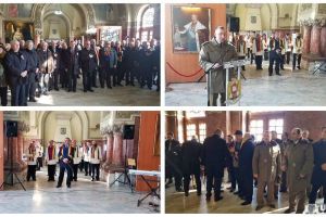 FOTO, VIDEO: Oficialităţi, militari, veterani de război şi civili s-au prins, la Alba Iulia, în Hora Unirii de Ziua Unirii Principatelor