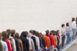 Studiu: De ce pleacă ROMÂNII din ţară şi cum crează  „enclave” demografice pe alte teritorii