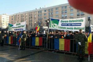 VIDEO – Huiduieli şi fluierături la manifestările de Ziua Micii Uniri la Iaşi