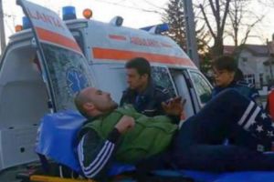 HALUCINANT! Un bărbat, ÎNJUNGHIAT pe stadionul echipe de fotbal din Călăraşi. FĂPTAȘUL este LIBER