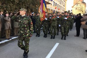 Copii, batrani, politisti si autoritati, prinsi in Hora Unirii. A fost sarbatorita Mica Unire, la Timisoara