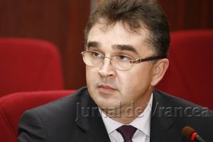 VIDEO: Oprişan îi cere lui Iohannis să pună capăt dezbinării din ţară