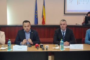 Peste 22 de milioane de euro pentru educaţia băcăuană
