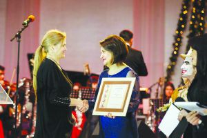 “Violeta aduce premii din gunoi?“