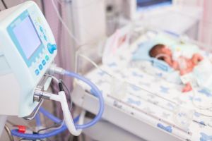 Forme grave de rujeolă în judeţ, care au necesitat terapie intensivă