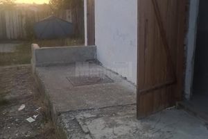 Vaslui şi Suceava, fruntaşe la numărul de şcoli cu toaleta în curte