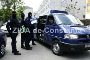 Prejudiciu impresionant: Perchezitii de amploare in trei judete din tara intr-un dosar de trafic de droguri. Ce spun procurorii DIICOT