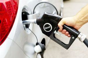 LOVITURĂ pentru cei care au masini DIESEL!