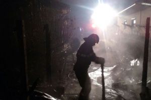 ULTIMĂ ORĂ: Incendiu la o casă din Focşani