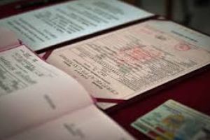 Documentele privind căsătoria, divorţul, naşterea şi decesul ar putea fi eliberate online