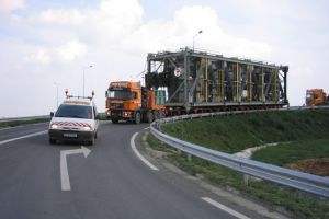 Un transport agabaritic va tranzita judeţul Braşov