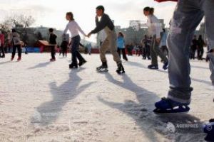 Şcoală de patinaj pentru copii, la Târgu Secuiesc