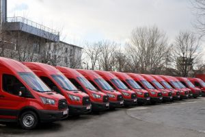 Autoutilitare noi în parcul auto al Poştei Române