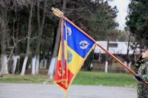  A fost prezentat noul Drapel de lupta al Brigazii 9 Mecanizata Marasesti. Decoratii conferite. Ce s-a schimbat la drapel (galerie foto)    