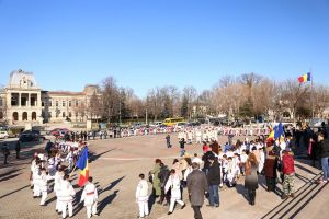 Sărbătoare, la Călăraşi!  “HAI SĂ DĂM MĂNĂ CU MĂNĂ”!…