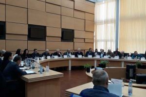 Consiliul Judeţean a aprobat devizele generale actualizate pentru modernizarea a patru tronsoane de drumuri judeţene