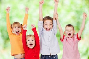 Se schimba structura anului scolar. Hai cu vacantele si mai putina scoala!