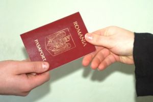 Cum să NU stai la coadă CÂND vrei să-ţi faci PAȘAPORT