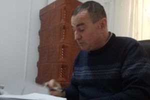 Situaţia INCREDIBILĂ dintr-o COMUNĂ. Primarul are un venit EGAL cu TOATĂ COMUNA