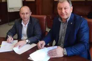 Contracte de 2,8 milioane euro prin PNDL, semnate de preşedintele CJ Radu Moldovan